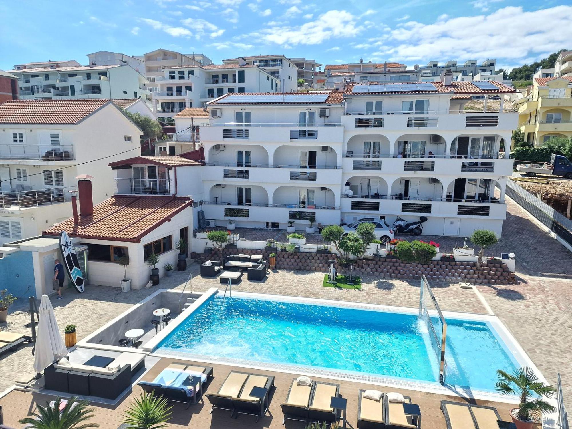 Apartments Silva With A View Of Sea Трогір Екстер'єр фото
